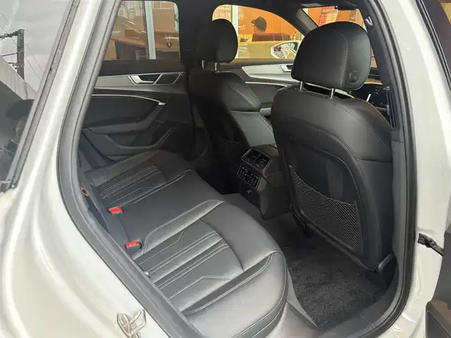 アウディ アウディ Ａ６ アバント45TFSIクワトロ スポーツ 宮城県 2022(令4)年 3.7万km 白 Ｓラインパッケージ/MMIナビ/全周囲カメラ/AppleCarPlay/AndroidAuto/黒革シート/シートヒーター/メモリ機能付きパワーシート/アイドリングストップ/ACC/レーンキープアシスト/BSM/障害物センサー/パワーバックドア/バーチャルコックピット/ステアリングスイッチ/パドルシフト/オートホールド/ドラレコ/マトリクスLEDヘッドライト/イージークローザー