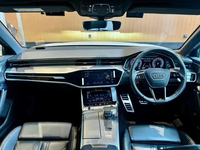 アウディ アウディ Ａ６ アバント45TFSIクワトロ スポーツ 宮城県 2022(令4)年 3.7万km 白 Ｓラインパッケージ/MMIナビ/全周囲カメラ/AppleCarPlay/AndroidAuto/黒革シート/シートヒーター/メモリ機能付きパワーシート/アイドリングストップ/ACC/レーンキープアシスト/BSM/障害物センサー/パワーバックドア/バーチャルコックピット/ステアリングスイッチ/パドルシフト/オートホールド/ドラレコ/マトリクスLEDヘッドライト/イージークローザー