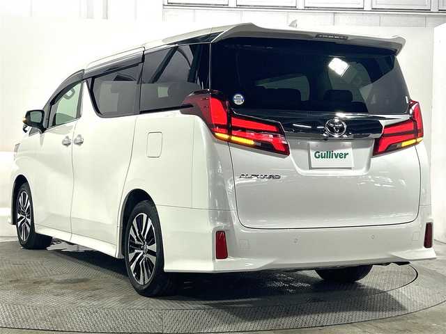 トヨタ アルファード S Cパッケージ 大阪府 2023(令5)年 1.8万km ホワイトパールクリスタルシャイン 純正ナビTV バックカメラ 三眼LED 黒革シート パワーシート/ヒーター/エアコン 電動リアゲート ハンドルヒーター 衝突軽減 レーダークルコン クリアランスソナー 100V電源 ドラレコ