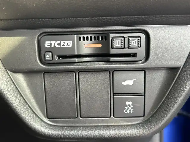 ホンダ ＺＲ－Ｖ ハイブリッド e:HEV Z 愛知県 2024(令6)年 0.9万km プレミアムクリスタルブルークリスタル ワンオーナー/ホンダコネクトディスプレイ/（AM/FM/BT/USB)/フルセグTV/BOSEプレミアムサウンドシステム（12スピーカー）/ETC2.0/ドライブレコーダー/ワイヤレス充電器/マルチビューカメラシステム/パワーバックドア/ホンダセンシング/衝突軽減ブレーキ/アダプティブクルーズコントロール/車線維持支援システム/ブラインドスポットインフォメーション/誤発進抑制機能/近距離衝突軽減ブレーキ/パーキングセンサーシステム/LEDヘッドライト/フォグランプ/パドルシフト/ドアバイザー/フロアマット/スマートキー