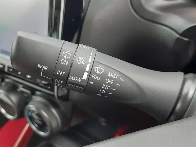 スズキ スイフト スポーツ 東京都 2023(令5)年 2.4万km ピュアホワイトP 純正8インチナビ/フルセグ/全方位モニター/ビルトインETC/ドライブレコーダー/衝突軽減ブレーキ/レーンキープアシスト/コーナーセンサー/ブラインドスポットモニター/レーダークルーズコントロール/スマートキー/純正17インチAW