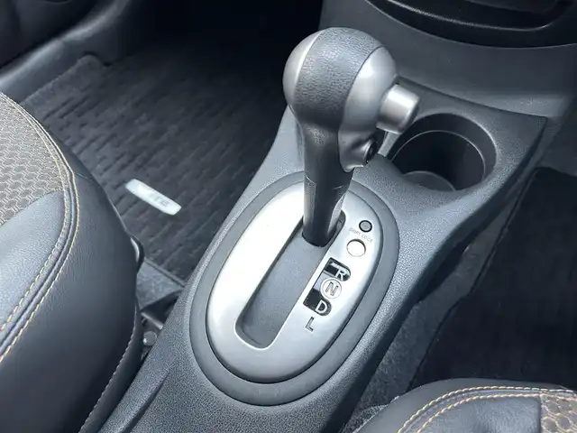 日産 ノート メダリスト エマージェンシーB 千葉県 2014(平26)年 5.5万km ソニックブルー 社外7インチナビ/（TV CD DVD BT FM AM）/全周囲カメラ/衝突被害軽減システム/車線逸脱警報/横滑り防止装置/ETC/アイドリングストップ/オートライト/電動格納ミラー/社外14インチAW/プッシュスタート/スマートキー/フロアマット/ドアバイザー/取扱説明書/保証書