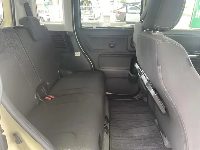 スズキ スペーシア ギア HYBRID XZターボ 群馬県 2022(令4)年 7.7万km シフォンアイボリーM ワンオーナー/４WDターボ/純正SDナビ、地デジ、Bluetooth、CD、DVD/アラウンドビューモニター/デュアルブレーキサポート/レーダークルーズコントロール/革巻きステア/LEDヘッドライト/ETC/ヘッドアップディスプレイ/パドルシフト/前席シートヒーター/ウインカーミラー/両側パワースライドドア/コーナーセンサー（リア）/ルーフレール/W・サイドエアバッグ/スマートキー×２/保証書、取説