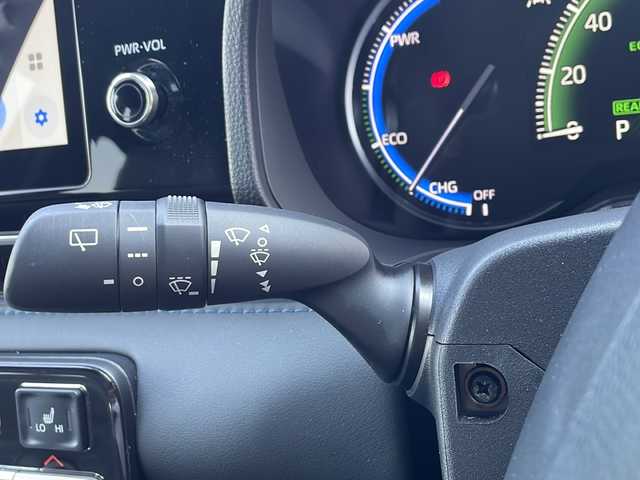 トヨタ ヴォクシー ハイブリッド S－Z 大阪府 2023(令5)年 1.3万km アティチュードブラックマイカ 純正ディスプレイオーディオ/・フルセグTV/・バックカメラ/両側パワースライドドア/レーダークルーズコントロール/プリクラッシュセーフティ/レーンキープアシスト/純正ビルトインETC/AC100V電源/ハーフレザーシート/・シートヒーター（運転席/助手席）/前後ドライブレコーダー/ステアリングリモコン