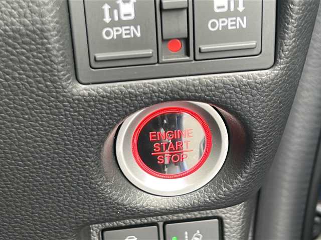 ホンダ Ｎ ＢＯＸ カスタム G L ターボ ホンダセンシング 茨城県 2018(平30)年 5.8万km ブリリアントスポーティブルーメタリック2トーン 横滑り防止装置/コーナーセンサー/LEDヘッドライト/衝突被害軽減システム/カーテンエアバッグ/Bluetooth/USB入力端子/ETC/バックカメラ/フルセグTV/SDナビ/両側パワースライドドア/スマートキー/冷房AAC/追従走行付クルーズコントロール/ドライブレコーダー/15インチ純正アルミホイール