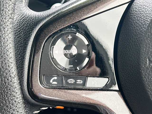 ホンダ Ｎ ＢＯＸ カスタム G L ターボ ホンダセンシング 茨城県 2018(平30)年 5.8万km ブリリアントスポーティブルーメタリック2トーン 横滑り防止装置/コーナーセンサー/LEDヘッドライト/衝突被害軽減システム/カーテンエアバッグ/Bluetooth/USB入力端子/ETC/バックカメラ/フルセグTV/SDナビ/両側パワースライドドア/スマートキー/冷房AAC/追従走行付クルーズコントロール/ドライブレコーダー/15インチ純正アルミホイール