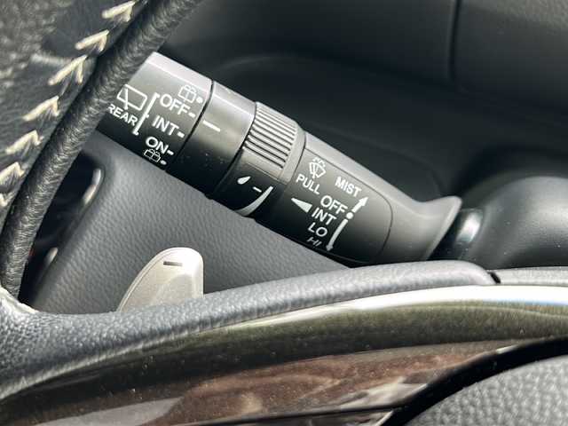 ホンダ Ｎ ＢＯＸ カスタム G L ターボ ホンダセンシング 茨城県 2018(平30)年 5.8万km ブリリアントスポーティブルーメタリック2トーン 横滑り防止装置/コーナーセンサー/LEDヘッドライト/衝突被害軽減システム/カーテンエアバッグ/Bluetooth/USB入力端子/ETC/バックカメラ/フルセグTV/SDナビ/両側パワースライドドア/スマートキー/冷房AAC/追従走行付クルーズコントロール/ドライブレコーダー/15インチ純正アルミホイール