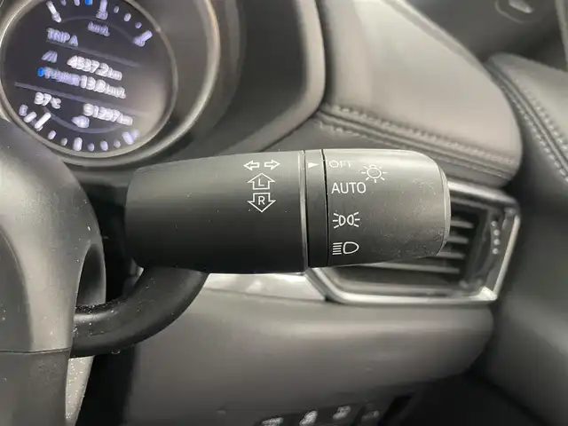 マツダ ＣＸ－８ XD プロアクティブ 岡山県 2018(平30)年 5.2万km マシーングレープレミアムM 純正8インチナビ　/・FM/AM/Bluetooth/フルセグ/CD/DVD/バックカメラ　/ＡＬＰＩＮＥ１０インチフリップダウンモニター　/パワーバックドア　/セーフティ/・スマートシティブレーキサポート/・レーンキープアシスト/・ブラインドスポットモニター/・マツダレーダークルーズコントロール　/・リアパーキングセンサー　/ＥＴＣ　/前後ドラレコ　/パワーシート/・シートメモリー/シートヒーター/ステアリングヒーター/ＬＥＤヘッドライト　