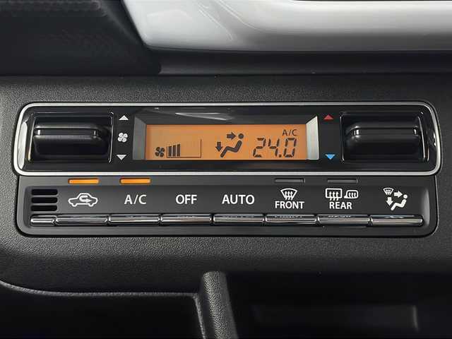 スズキ ハスラー HYBRID X 栃木県 2024(令6)年 0.3万km オフブルーM スズキセーフティサポート/・衝突軽減システム/・パーキングサポートセンサー/・レーダークルーズコントロール/・車線逸脱防止/・横滑り防止/・標識認識/前席シートヒーター/ステアリングスイッチ/電動格納ミラー/ドアミラーウインカー/LEDヘッドライト/サイドエアバック/純正アルミホイール/プッシュスタート/スマートキー
