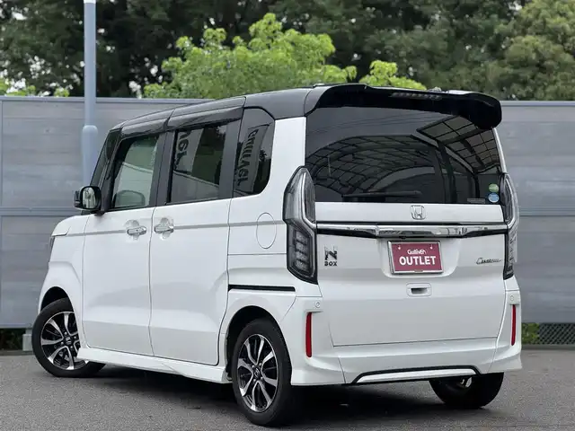 ホンダ Ｎ ＢＯＸ カスタムG スロープLホンダS 三重県 2019(平31)年 4.9万km プラチナホワイトパール ワンオーナー/車いす専用装備/・スーパーフレックススロープ/・電動ウインチ/・車いす乗車員用手すり/純正8インチナビ【VXU-195NBi】/・地デジTV/CD/DVD/Bluetooth/Apple CarPlay/バックカメラ/ホンダセンシング /・衝突軽減ブレーキ/・誤発進抑制機能/・後方誤発進抑制機能/・歩行者故障低減ステアリング/・先行車発進お知らせ機能/・アクティブクルーズコントロール/・車線維持支援システム/・オートハイビーム/・標識認識能/・路外逸脱抑制機能/片側パワースライドドア /ビルトインETC/純正14インチアルミホイール/LEDヘッドライト/オートライト/スマートキー×2/取説/保証書