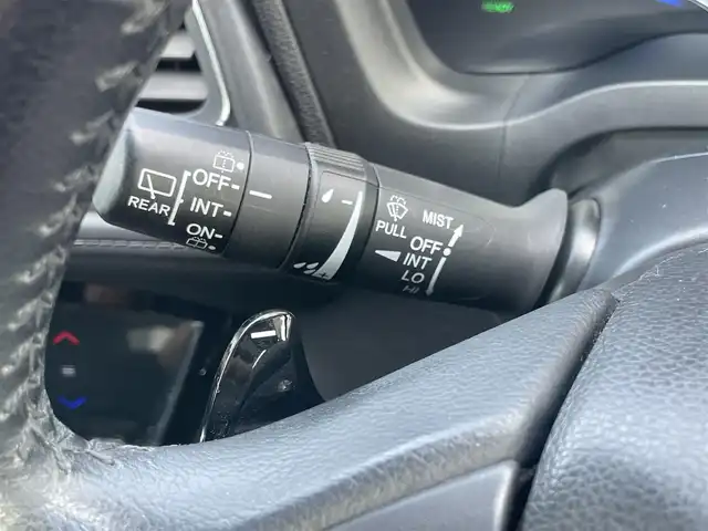 ホンダ ヴェゼル ハイブリッド X 徳島県 2014(平26)年 12.5万km ホワイトオーキッドパール (株)IDOMが運営する【じしゃロン徳島店】の自社ローン専用車両になりますこちらは現金またはオートローンご利用時の価格です。/自社ローンご希望の方は別途その旨お申付け下さい”										/社外ナビゲーション　/（フルセグ/CD/DVD/SD/BT)/衝突被害軽減ブレーキ　/バックモニター　/ＥＴＣ　/クルーズコントロール　/トラクションコントロール/スポーツモード切替/革巻きステアリング/電気式パーキングブレーキ/オートホールド/プッシュスタート　/スマートキー　/ＬＥＤヘッドライト　/フォグランプ/ウィンカーミラー/ステアリングリモコン/室内LEDランプ/カーテンエアバック　/純正フロアマット　/サイドバイザー
