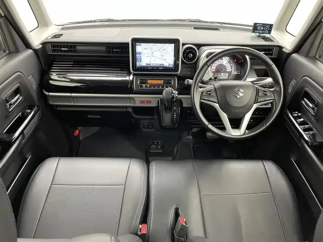 スズキ スペーシア カスタム HYBRID XS 岡山県 2020(令2)年 5.6万km ピュアホワイトP ８インチナビ/【Bluetooth/フルセグTV/CD/DVD】/型番：AVIC-RLS901II/全方位カメラ/両側パワースライドドア/ドライブレコーダー（前後）/運転席シートヒーター/追従型クルーズコントロール/オートハイビーム/LEDヘッドライト/ビルトインETC/衝突軽減ブレーキシステム