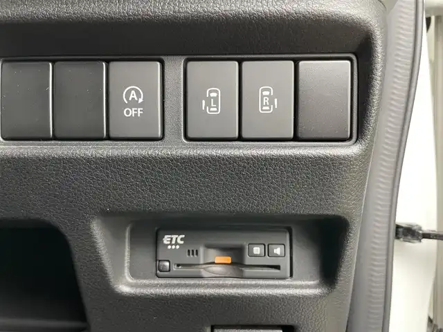 スズキ スペーシア カスタム HYBRID XS 岡山県 2020(令2)年 5.6万km ピュアホワイトP ８インチナビ/【Bluetooth/フルセグTV/CD/DVD】/型番：AVIC-RLS901II/全方位カメラ/両側パワースライドドア/ドライブレコーダー（前後）/運転席シートヒーター/追従型クルーズコントロール/オートハイビーム/LEDヘッドライト/ビルトインETC/衝突軽減ブレーキシステム