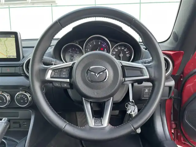 マツダ ロードスター S スペシャルパッケージ 山梨県 2016(平28)年 12.7万km ソウルレッドプレミアムメタリック 純正SDナビ/Bluetooth接続/ワンセグTV/ETC/アイドリングストップ/ドライブレコーダー/ステアリングスイッチ/純正16インチアルミホイール/スペアキー1本/取扱説明書/保証書
