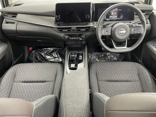 日産 オーラ G 埼玉県 2024(令6)年 0.2万km ピュアホワイトパール ＢＯＳＥスピーカー　純正９型ナビ　プロパイロット　ＢＳＭ　全方位カメラ　ＥＴＣ　ドライブレコーダー　スマートインナーミラー　フルセグＴＶ　追従走行　ＬＥＤ　ハーフレザーシート　パワーシート