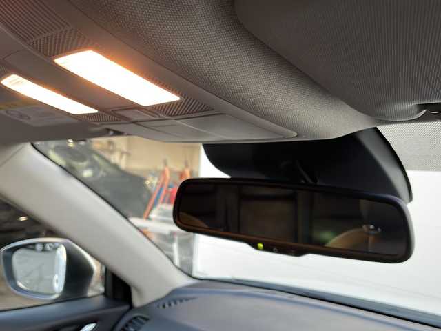 マツダ ＣＸ－５ XD Lパッケージ 岩手県 2013(平25)年 6.1万km クリスタルホワイトパールマイカ 衝突軽減　ＢＯＳＥサウンド　純正ナビ　バックＣ　ブラインドスポットモニター　Ｂｌｕｅｔｏｏｔｈ　電動黒レザーシート　クルーズコントロール　シートヒーター　ＥＴＣ　オートＨＩＤヘッドライト　フォグランプ