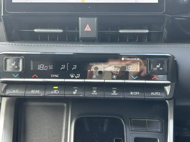 トヨタ ヴォクシー ハイブリッド S－Z 愛知県 2023(令5)年 4.2万km アティチュードブラックマイカ コネクテッドナビ９インチ/純正リアモニター１４インチ/ＤＴＶ/ＢＴ/ＣＤ／ＤＶＤ/ＥＴＣ/両側パワースライドドア/パワーバックドア/純正フロアマット/ドアバイザー/モデリスタエアロＦ・Ｓ・Ｒ/オットマン/ブラインドスポットモニター/レーダークルーズコントロール/衝突軽減ブレーキ/ＡＣ１００Ｖ/ステアリングスイッチ/ハーフレザー