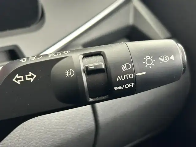日産 オーラ G FOUR 道央・札幌 2022(令4)年 5.7万km ピンク ・4WD/・エマージェンシーブレーキ/・レーンキープアシスト/・ブラインドスポットモニター/・標識検知システム/・後退時車両検知システム/・クリアランスソナー/・純正メモリナビ/・全方位カメラ/フルセグ/BT/CD/・ETC/・シートヒーター/・ステアリングヒーター/・デジタルインナーミラー/・ドライブレコーダー/・ステアリングスイッチ/・オートブレーキホールド/・スマートキー/・プッシュスタート