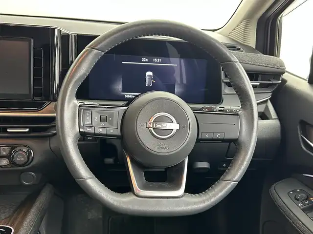 日産 オーラ G FOUR 道央・札幌 2022(令4)年 5.7万km ピンク ・4WD/・エマージェンシーブレーキ/・レーンキープアシスト/・ブラインドスポットモニター/・標識検知システム/・後退時車両検知システム/・クリアランスソナー/・純正メモリナビ/・全方位カメラ/フルセグ/BT/CD/・ETC/・シートヒーター/・ステアリングヒーター/・デジタルインナーミラー/・ドライブレコーダー/・ステアリングスイッチ/・オートブレーキホールド/・スマートキー/・プッシュスタート