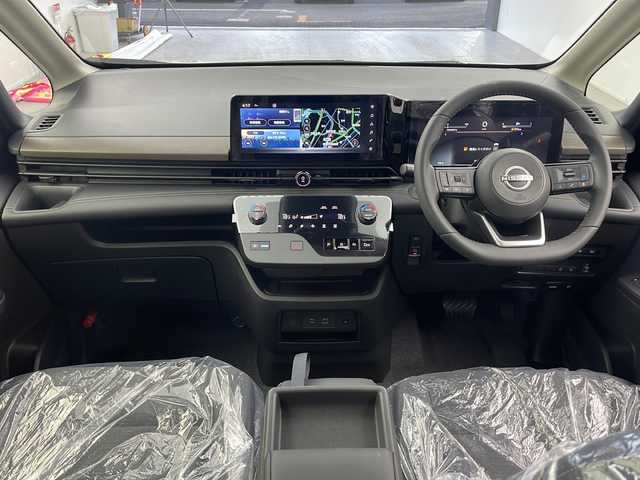 日産 セレナ e－パワー ハイウェイスター V 大阪府 2025(令7)年 0.1千km プリズムホワイト 登録済未使用車/純正12.3インチディスプレイオーディオ/【BT/フルセグTV/ナビ/USB/HDMI]/アラウンドビューモニター/デジタルインナーミラー/ETC2.0/ドライブレコーダー/ワイヤレス充電器/両側パワースライドドア/プロパイロット/衝突被害軽減システム/ブラインドスポットモニター/コーナーセンサー前後/オートライト/AUTOHOLD/純正16インチAW