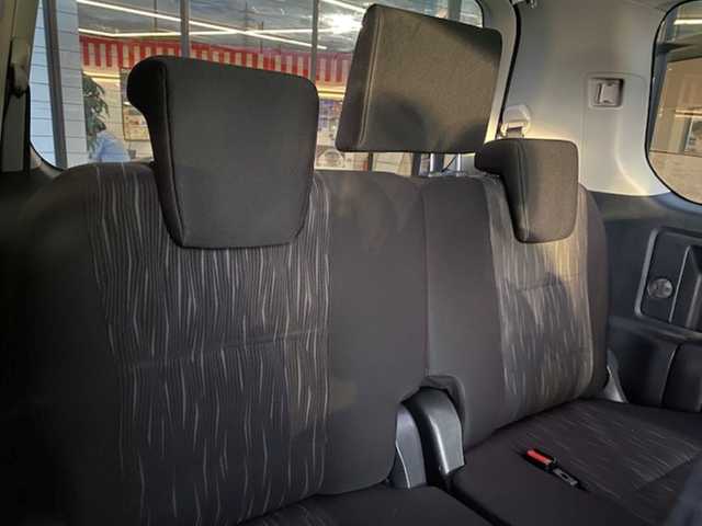 トヨタ ヴォクシー ZS 煌Ⅱ 兵庫県 2011(平23)年 10.9万km ブラック 社外ナビ/・フルセグTV（CD/DVD/HDD/Bluetooth/ラジオ）/バックモニター/オーディオトリップ/パドルシフト/ウォークスルー/システムコンソール（COOL/HOT)/フリップダウンモニター/両側スライドドア/純正マット/ETC