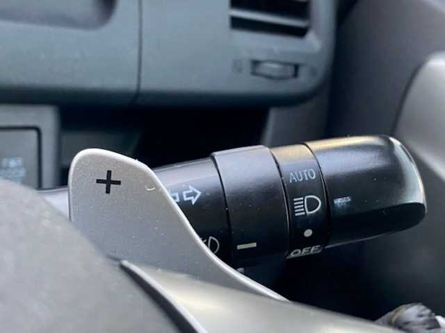 トヨタ ヴォクシー ZS 煌Ⅱ 兵庫県 2011(平23)年 10.9万km ブラック 社外ナビ/・フルセグTV（CD/DVD/HDD/Bluetooth/ラジオ）/バックモニター/オーディオトリップ/パドルシフト/ウォークスルー/システムコンソール（COOL/HOT)/フリップダウンモニター/両側スライドドア/純正マット/ETC