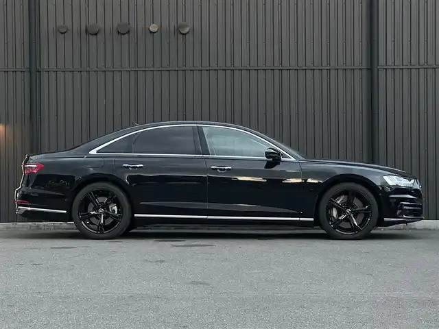 アウディ Ａ８ 60TFSIクワトロ 福島県 2019(令1)年 3.2万km ミトスブラックメタリック サンルーフ/Bang & Olufsen/エアサス/ACC/レーンキープ/ブラインドスポット/ヘッドアップディスプレイ/黒革シート/全席パワーシート/全席シートヒーター/前席ベンチレーション/純正ナビ/フルセグTV/360°カメラ/AppleCarPlay/LEDヘッドライト/ETC/前後ドライブレコーダー/コーナーセンサー/電動チルトステア/パワートランク/フットオープナー/パドルシフト/オートホールド/ソフトクローズドア/純正20インチAW/取扱説明書/保証書/スペアキー