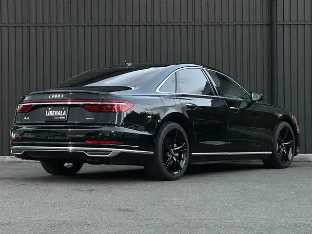 アウディ Ａ８ 60TFSIクワトロ 福島県 2019(令1)年 3.2万km ミトスブラックメタリック サンルーフ/Bang & Olufsen/エアサス/ACC/レーンキープ/ブラインドスポット/ヘッドアップディスプレイ/黒革シート/全席パワーシート/全席シートヒーター/前席ベンチレーション/純正ナビ/フルセグTV/360°カメラ/AppleCarPlay/LEDヘッドライト/ETC/前後ドライブレコーダー/コーナーセンサー/電動チルトステア/パワートランク/フットオープナー/パドルシフト/オートホールド/ソフトクローズドア/純正20インチAW/取扱説明書/保証書/スペアキー