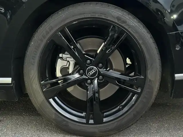 アウディ Ａ８ 60TFSIクワトロ 福島県 2019(令1)年 3.2万km ミトスブラックメタリック サンルーフ/Bang & Olufsen/エアサス/ACC/レーンキープ/ブラインドスポット/ヘッドアップディスプレイ/黒革シート/全席パワーシート/全席シートヒーター/前席ベンチレーション/純正ナビ/フルセグTV/360°カメラ/AppleCarPlay/LEDヘッドライト/ETC/前後ドライブレコーダー/コーナーセンサー/電動チルトステア/パワートランク/フットオープナー/パドルシフト/オートホールド/ソフトクローズドア/純正20インチAW/取扱説明書/保証書/スペアキー