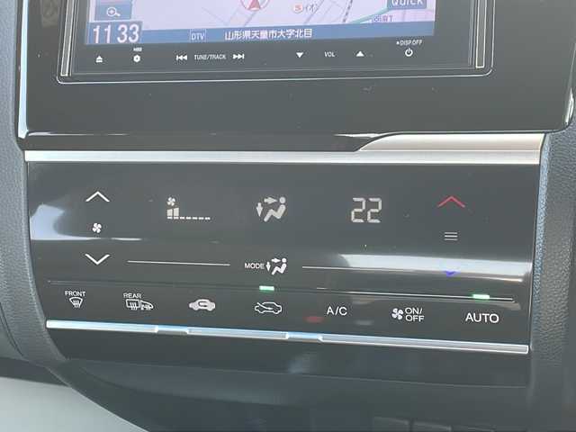 ホンダ フィット ハイブリット Sパッケージ 山形県 2014(平26)年 2.3万km プレミアムホワイトパール ワンオーナー/4WD/純正ナビ/（フルセグ/DVD/CD/BT/USB/HDMI）/シティブレーキアクティブシステム/横滑り防止/バックカメラ/クルーズコントロール/アイドリングストップ/コーナーセンサー/LEDヘッドライト/フォグランプ/ステアリングリモコン/エンジンスターター/プッシュスタート/冬タイヤ純正AW車載