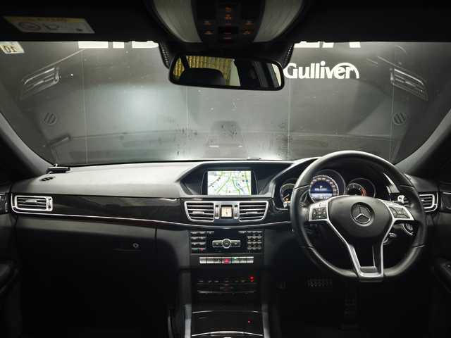 メルセデス・ベンツ Ｅ３５０ ブルーテックワゴンアバンギャルド 群馬県 2014(平26)年 2.2万km 白 レーダーセーフティパッケージ/パノラミックスライディングルーフ/黒革シート/シートヒーター/ワンオーナー/パワーバックドア/LEDヘッドライト/全方位カメラ/Bluetooth/ETC/スマートキー