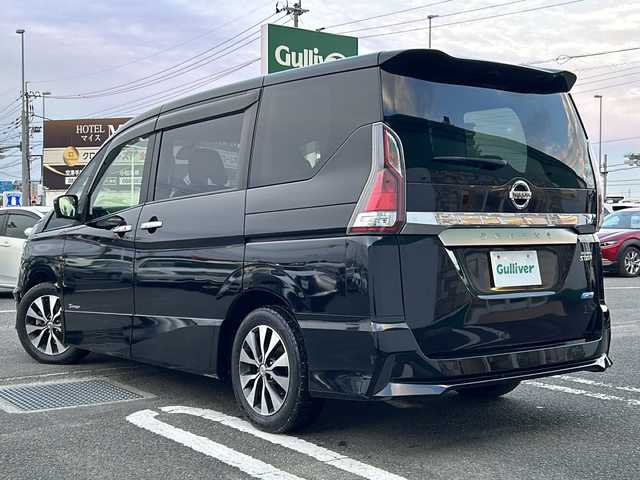 日産 セレナ ハイウェイスター Vセレクション 徳島県 2018(平30)年 6.7万km ダイヤモンドブラック 純正9インチナビ/（Bluetooth/フルセグ/CD/DVD/AUX）/フリップダウンモニター【PRODCA】/アラウンドビューモニター/両側パワースライドドア/エマージェンシーブレーキ/クルーズコントロール/クリアランスソナー/LEDヘッドライト/フォグライト/オートライト/ドライブレコーダー/純正AW/純正フロアマット/プッシュスタート/スマートキー