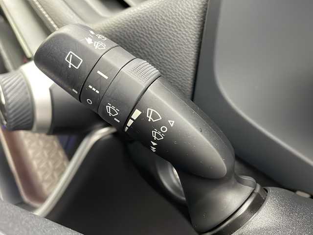 トヨタ ＲＡＶ４ ハイブリッドG 大阪府 2023(令5)年 5.7万km アティチュードブラックマイカ モデリスタエアロ/４WD/純正10.5インチディスプレイオーディオ/全方位モニター/ドライブレコーダー前後　HDR361GW/ETC2.0/衝突被害軽減システム/レーンキープアシスト/ブラインドスポットモニター/クルーズコントロール追従/コーナーセンサー前後/パワーシート　D+N席/シートヒーター　D+N席/シートベンチレーション　D+N席/ステアリングヒーター/電動リアゲート/純正18インチAW