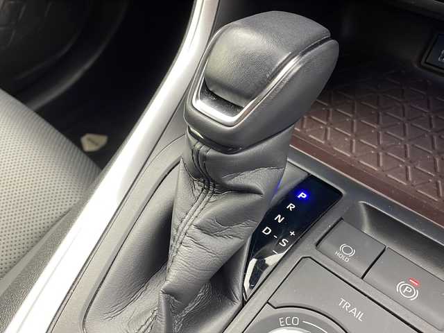 トヨタ ＲＡＶ４ ハイブリッドG 大阪府 2023(令5)年 5.7万km アティチュードブラックマイカ モデリスタエアロ/４WD/純正10.5インチディスプレイオーディオ/全方位モニター/ドライブレコーダー前後　HDR361GW/ETC2.0/衝突被害軽減システム/レーンキープアシスト/ブラインドスポットモニター/クルーズコントロール追従/コーナーセンサー前後/パワーシート　D+N席/シートヒーター　D+N席/シートベンチレーション　D+N席/ステアリングヒーター/電動リアゲート/純正18インチAW