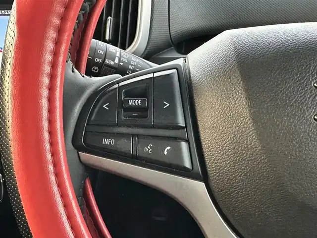 スズキ ソリオ バンディット HV MV Dカメラ ブレーキS 島根県 2015(平27)年 11.8万km プレミアムシルバーメタリック/ブラック2トーンルーフ 登録時走行距離 117856Km/保証書/取扱説明書/純正ディスプレイオーディオ/フルセグTV/デュアルセンサーブレーキサポート/全方位カメラ/禁煙車/片側パワースライドドア/クルーズコントロール/スマートキー/ウィンカーミラー/アイドリングストップ/電動格納ミラー/フォグライト/プッシュスタート/ETC/15インチ純正アルミ