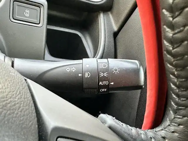 スズキ ソリオ バンディット HV MV Dカメラ ブレーキS 島根県 2015(平27)年 11.8万km プレミアムシルバーメタリック/ブラック2トーンルーフ 登録時走行距離 117856Km/保証書/取扱説明書/純正ディスプレイオーディオ/フルセグTV/デュアルセンサーブレーキサポート/全方位カメラ/禁煙車/片側パワースライドドア/クルーズコントロール/スマートキー/ウィンカーミラー/アイドリングストップ/電動格納ミラー/フォグライト/プッシュスタート/ETC/15インチ純正アルミ