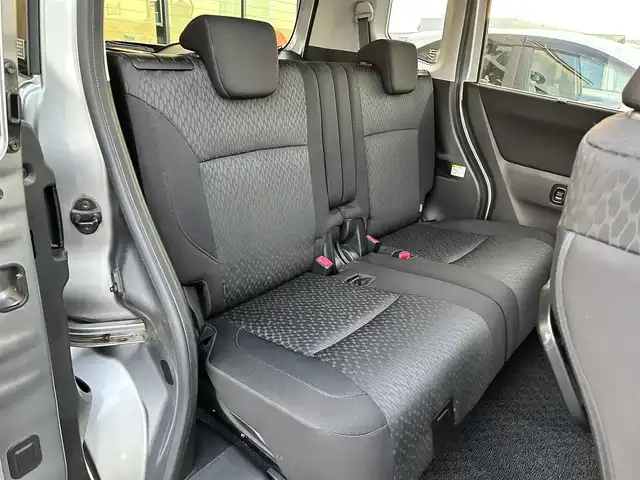 スズキ ソリオ バンディット HV MV Dカメラ ブレーキS 島根県 2015(平27)年 11.8万km プレミアムシルバーメタリック/ブラック2トーンルーフ 登録時走行距離 117856Km/保証書/取扱説明書/純正ディスプレイオーディオ/フルセグTV/デュアルセンサーブレーキサポート/全方位カメラ/禁煙車/片側パワースライドドア/クルーズコントロール/スマートキー/ウィンカーミラー/アイドリングストップ/電動格納ミラー/フォグライト/プッシュスタート/ETC/15インチ純正アルミ