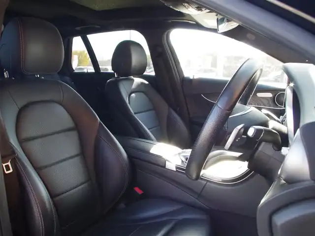 メルセデス・ベンツ Ｃ２２０ｄ ワゴン ローレウスエディション 埼玉県 2018(平30)年 4.1万km オブシディアンブラック 特別仕様車/ブラックレザーシート/アダプティブクルーズコントロール/レーダーセーフティパッケージ/パノラミックスライディングルーフ/パークセンサー/ブライドスポットモニター/バックカメラ/純正後付ナビ/ドラレコ/ETC/シートヒーター/シートポジションメモリー機能