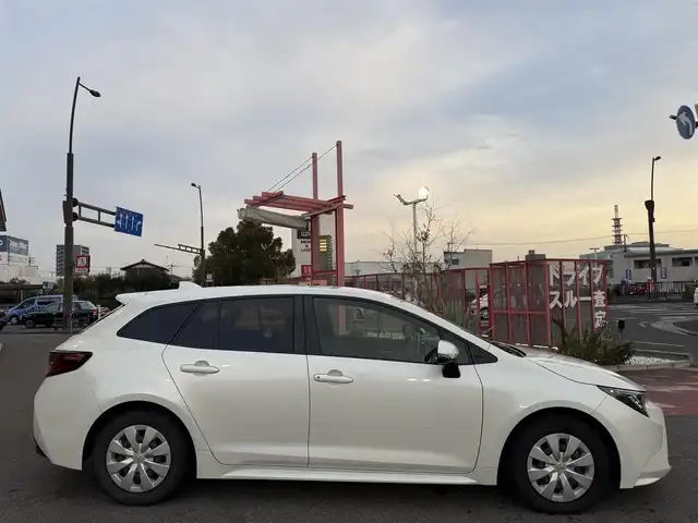 トヨタ カローラツーリング ハイブリッド G－X プラス 香川県 2021(令3)年 9.4万km ホワイトパールクリスタルシャイン ワンオーナー/ディスプレイオーディオナビ/フルセグ/バックカメラ/セーフティセンス/レーダークルーズ/オートハイビーム/レーンキープ/LEDヘッドライト/スマートキー/ビルトインETC