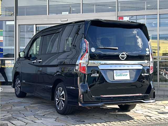 日産 セレナ e－パワー ハイウェイスター V 静岡県 2021(令3)年 4.2万km ダイヤモンドブラック 純正9インチナビ/・FM/AM/・フルセグTV/・SD/・CD/DVD/主要装備/・アラウンドビューモニター/・ドライブレコーダー/・プロパイロット/・エマージェンシーブレーキ/・デジタルインナーミラー/・フリップダウンモニター/・両側パワスラ/・LEDヘッドライト/・リアオートエアコン/・オートライト/・サイドカーテンエアバッグ