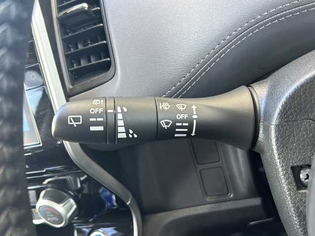 日産 セレナ e－パワー ハイウェイスター V 静岡県 2021(令3)年 4.2万km ダイヤモンドブラック 純正9インチナビ/・FM/AM/・フルセグTV/・SD/・CD/DVD/主要装備/・アラウンドビューモニター/・ドライブレコーダー/・プロパイロット/・エマージェンシーブレーキ/・デジタルインナーミラー/・フリップダウンモニター/・両側パワスラ/・LEDヘッドライト/・リアオートエアコン/・オートライト/・サイドカーテンエアバッグ