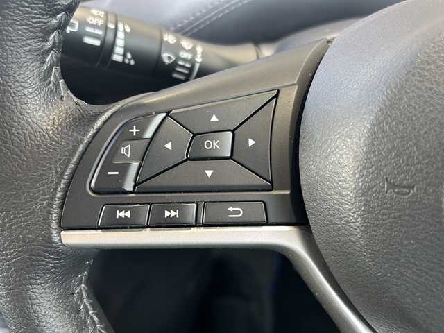 日産 セレナ e－パワー ハイウェイスター V 静岡県 2021(令3)年 4.2万km ダイヤモンドブラック 純正9インチナビ/・FM/AM/・フルセグTV/・SD/・CD/DVD/主要装備/・アラウンドビューモニター/・ドライブレコーダー/・プロパイロット/・エマージェンシーブレーキ/・デジタルインナーミラー/・フリップダウンモニター/・両側パワスラ/・LEDヘッドライト/・リアオートエアコン/・オートライト/・サイドカーテンエアバッグ