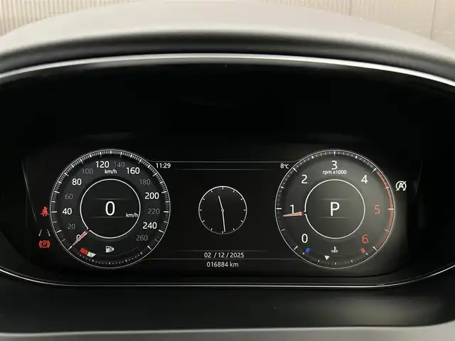 ジャガー Ｅペース 180PS 長野県 2019(令1)年 1.7万km 黒 ACC/ レーンキープアシスト/ ブラインドスポットモニター/ 純正ナビ/ AppleCarPlay/ AndroidAuto/ 地デジTV/ 360°カメラ/ パワーバックドア/ LEDヘッドライト/ スマートキー/ 純正17インチAW/ パークセンサー/ スマートキー/ ETC