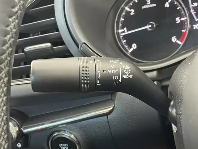 マツダ マツダ３セダン XD Lパッケージ 埼玉県 2019(令1)年 7.1万km ソニックシルバーM BOSEサウンド/純正８．８インチSDナビ/DTV DVD BT USB HDMI/アダプティブクルーズコントロール/レーンキープアシスト/衝突軽減ブレーキ/360度ビューモニター/ブラインドスポットモニタリング/オートハイビーム/レザーシート/D席パワーシート/前席シートヒーター/D席シートメモリー/パドルシフト/ステアリングヒーター/LEDオートライト/社外ドライブレコーダー前方/純正18インチアルミホイール/ETC/スペアキー