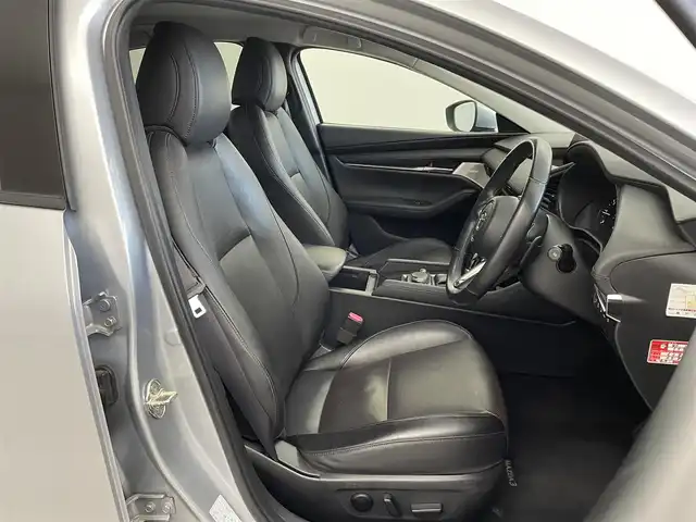 マツダ マツダ３セダン XD Lパッケージ 埼玉県 2019(令1)年 7.1万km ソニックシルバーM BOSEサウンド/純正８．８インチSDナビ/DTV DVD BT USB HDMI/アダプティブクルーズコントロール/レーンキープアシスト/衝突軽減ブレーキ/360度ビューモニター/ブラインドスポットモニタリング/オートハイビーム/レザーシート/D席パワーシート/前席シートヒーター/D席シートメモリー/パドルシフト/ステアリングヒーター/LEDオートライト/社外ドライブレコーダー前方/純正18インチアルミホイール/ETC/スペアキー