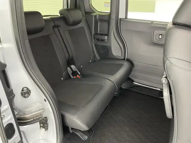 ホンダ Ｎ ＢＯＸ カスタム ターボ 愛知県 2024(令6)年 0.4万km プレミアムサンライトホワイトパール 純正８型ナビ　バックカメラ　シートヒーター　両側パワスラ　フルセグＴＶ　ハーフレザー　ホンダセンシング　衝突軽減　追従クルコン　ハンドル支援　パドルシフト　電動パーキング　ＬＥＤオートライト　禁煙車