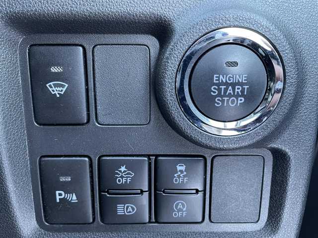 トヨタ パッソ モーダ 道央・札幌 2021(令3)年 3万km ブラックマイカメタリック/パウダリーベージュメタリック 2トーン ４WD/プッシュスタート/社外メモリナビ(AM/FM/BT/CD/DVD)/バックカメラ/ステアリングリモコン/ウインカーミラー/ビルトインETC/オートライト/オートマチックハイビーム/ベンチシート/運転席シートヒーター/コーナーセンサー/アイドリングストップ/衝突軽減ブレーキ/横滑り防止装置/盗難防止装置/純正フロアマット/防眩ミラー/スペアキー