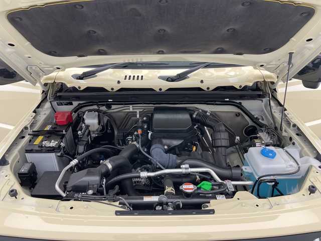 スズキ ジムニー XL 長野県 2024(令6)年 1.1万km シフォンアイボリーM ４ＷＤ・ターボ/社外ディスプレイオーディオ/Bluetooth Audio/衝突被害軽減ブレーキ/レーンディパーチャーアラート/オートライト/フォグランプ/バックソナー/スマートキー/プッシュスタート/アイドリングストップ/ETC2.0/背面タイヤ/前後ドライブレコーダー