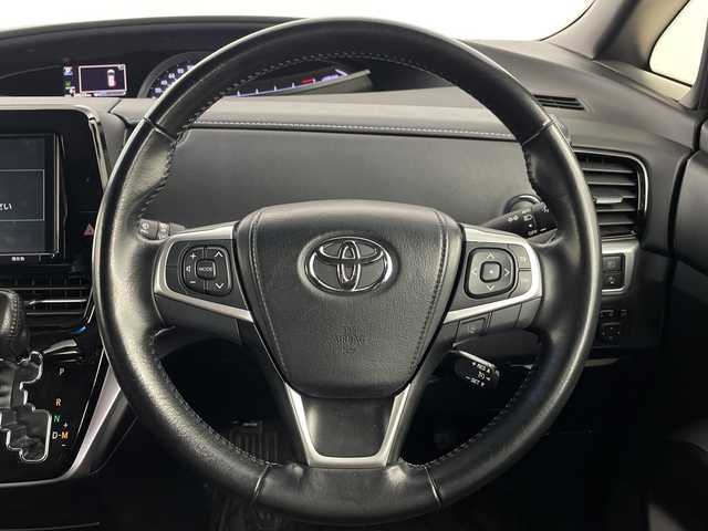 トヨタ エスティマ アエラス プレミアム 埼玉県 2017(平29)年 3.5万km レッドマイカメタリック フリップダウンモニター　/純正ナビ/バックカメラ　/ビルトインＥＴＣ　/前方ドライブレコーダー/クルーズコントロール　/衝突軽減ブレーキ　/レーンキープアシスト/横滑り防止措置　/パワーシート　/オットマン/純正フロアマット/純正アルミホイール/オートライト