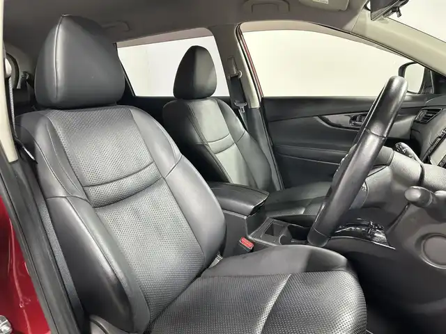 日産 エクストレイル 20X 大阪府 2017(平29)年 4.9万km ガーネットレッド プロパイロット 黒革シート 純正ナビ(フルセグ/DVD再生/Bluetooth) 衝突軽減 360カメラ ETC デジタルインナーミラー BSM 電動リアゲート クリアランスソナー オートライト